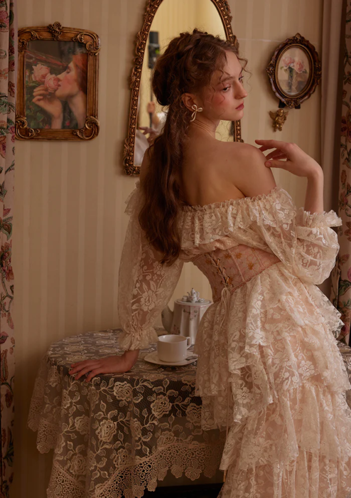 Discover the Elegance of the Eurora Dress